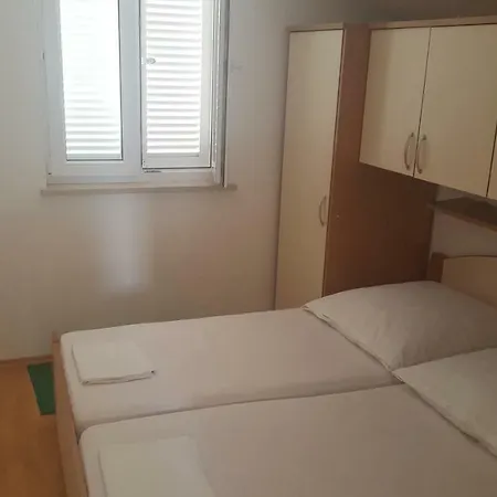Milka Appartements Stara Novalja Extérieur photo